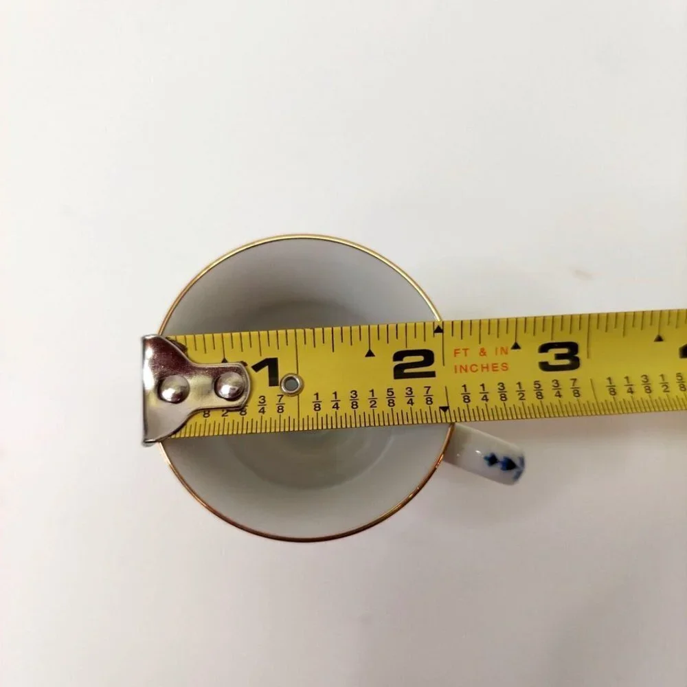 VTG 1984 Avon European Tradition Miniature Cup & Saucer Set Medici Porcelain - Picture 7 of 13